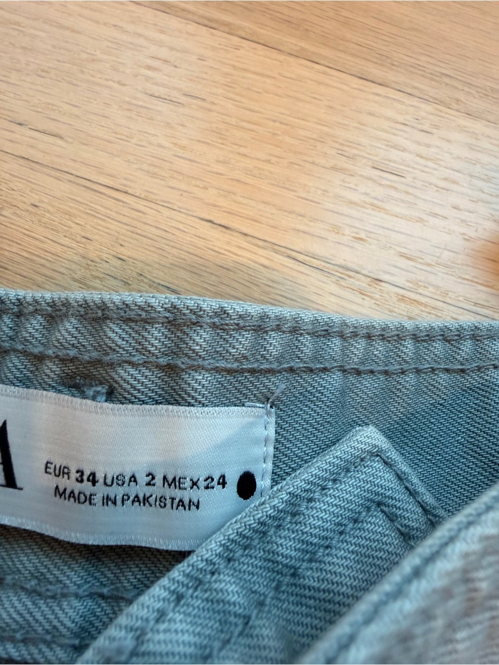 ZARA Olive Green Wide-Leg Casual Jeans - Picture 3 of 5